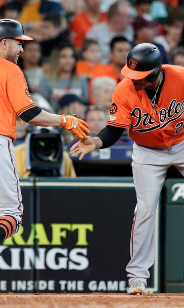 Núñez, Martin homer to lead Orioles over Astros 4-1
